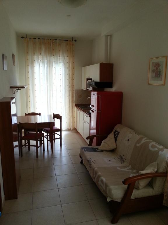 ريميني Residence La Villetta المظهر الخارجي الصورة