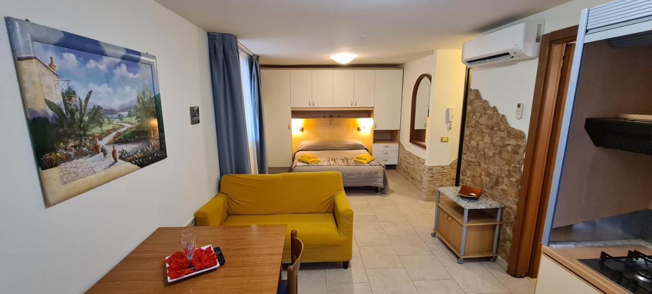 ريميني Residence La Villetta المظهر الخارجي الصورة